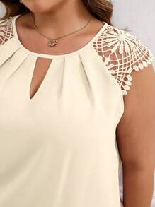 SHEIN Clasi Plus Contrast Guipure Lace Keyhole Neck Blouse,Business Casual Woman,Going Out Tops,Teacher Shirts - Apricot - View 7