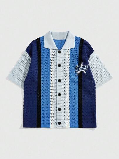 Prep Top de punto de manga corta para hombre con bloqueo de color, rayas y estampado de letras con diseño hueco