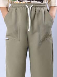 SUMWON 青年斜纹筒形斜纹裤休闲秋季校服宽松阔腿抽绳长裤 - 軍綠色 - 查看 6