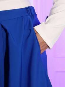 Pretty and Ole Plus Size Solid Color Pleated Skirt With Pockets Maxi Women Outfit - Blue - View 9