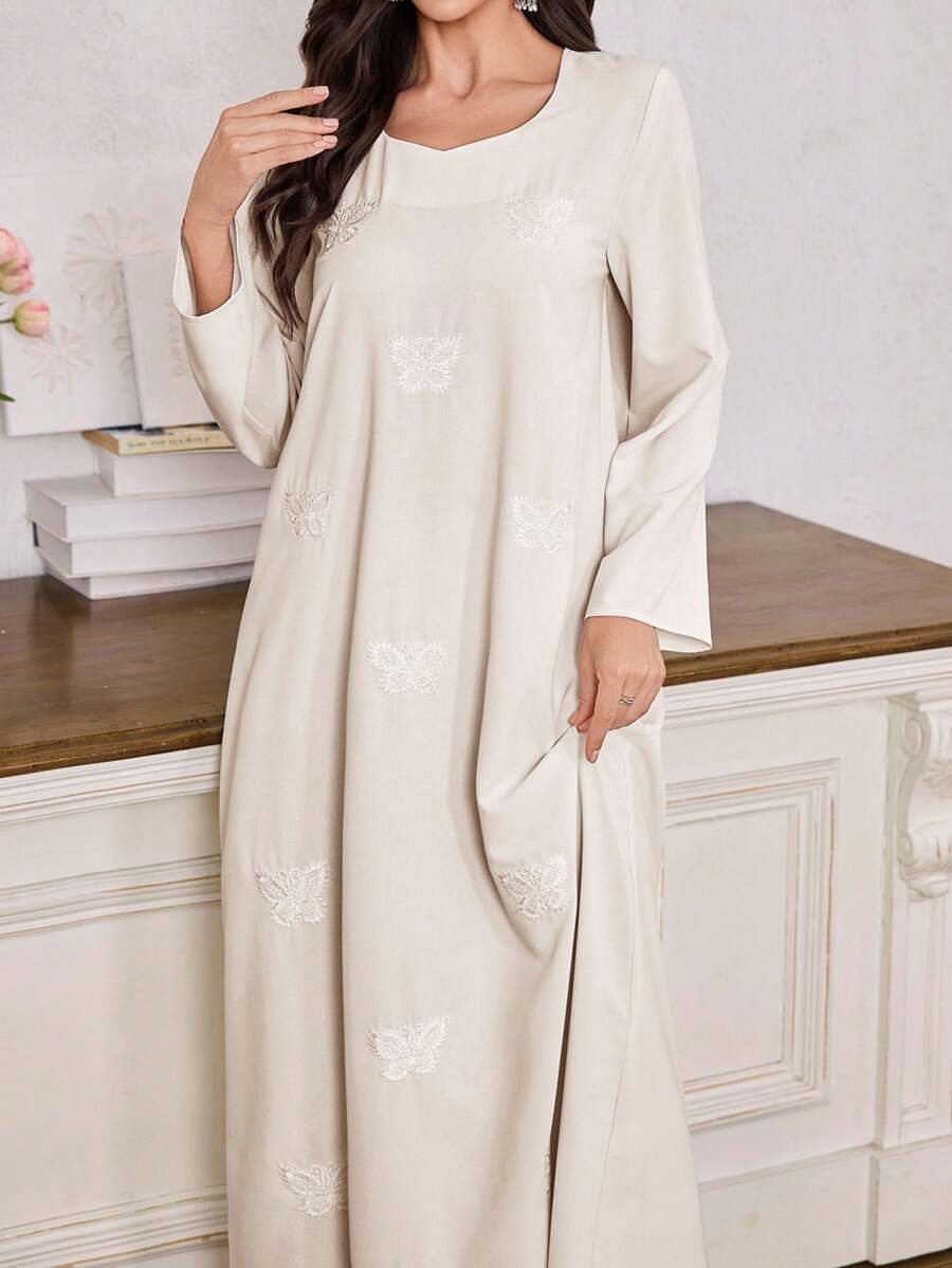 SHEIN Najma 女士宽松优雅休闲蝴蝶刺绣长袖阿拉伯连衣裙 - 白色 - 查看 1