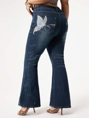 Grunge Punk جينز أرجل جرسية مطرز بنقش زهري مغسول بالطراز المتقادم المقاس الكبير، جينز كاجوال عتيق بطراز بوهيمي