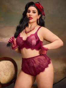 Plus Size Retro Palace Lace Lingerie - Burgundy - View 1