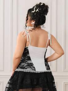 ROMWE EDITION Plus Size Women Contrast Lace Tie Waist Bodycon Camisole Top - Black and White - View 3