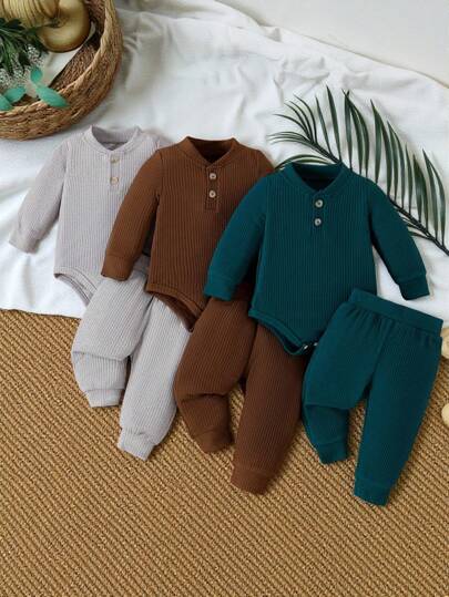 SHEIN Vintaside Kids 2 件装男婴柔软纯色圆领长袖休闲连体衣和裤子套装