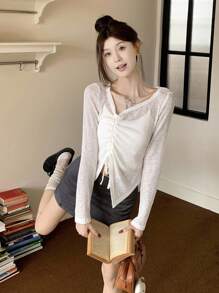 DAZY Camiseta casual de manga larga con cuello en V y cordón, unicolor, liviana para el verano, para mujer
