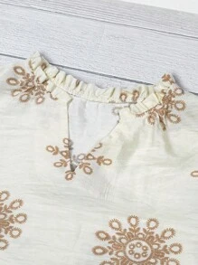 Franclia Women's Summer Casual/Office Ruffle V-Neck Fitted Blouse