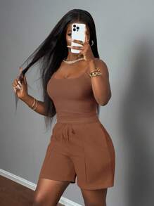 Slaydiva 新款春夏休闲基础运动风U领吊带背心+短裤带牙条装饰运动裤白色女款两件套-A款棕色两件套女士两件套短裤套装休闲两件套U领背心+百慕大短裤套装棕色骑行短裤套装 - 咖啡棕 - 查看 3