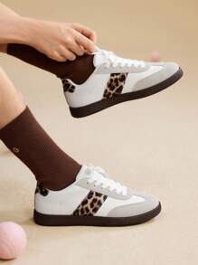 CUCCOO EASI 2025 Spring New Vintage Style Casual Flat Running Sneakers For Women