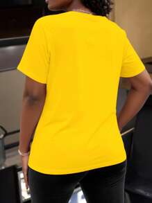 Maweii Plus Size Women's Crown & Letter Print Round Neck Short Sleeve T-Shirt Graphic Tees Women Tops - Yellow - View 2