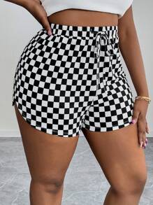SHEIN PETITE CURVE Plus Summer Casual Checkered Print Drawstring Shorts  Plaid Shorts Micro Short Plus Size Summer Clothes For People Of Shorter Stature - Black and White - View 4