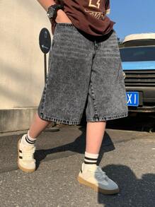 SHEIN Tween Boy Fashion Casual Y2k Light Blue Simple Comfort Base Mix And Match Loose Straight Jean Shorts For Boy Soft Dailywear And Kids Summer And Spring Clothes Boys Streetwear Shorts Boys Denim Shorts - Grey - View 4