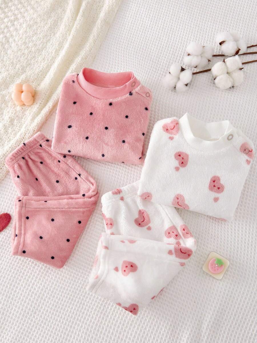 SHEIN 4 件套新生女婴简约波尔卡圆点和心形图案罗纹针织圆领长袖上衣和裤子，舒适柔软睡衣套装 - 淺粉色 - 查看 1