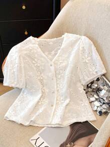 Franclia 优雅 V 领纽扣式短袖刺绣镂空修身女士衬衫，春夏 - 白色 - 查看 5