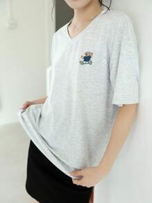 SHEIN Áo thun cổ chữ V cỡ lớn cho bé gái tuổi teen có in hình gấu thường ngày - Xám - Xem 1