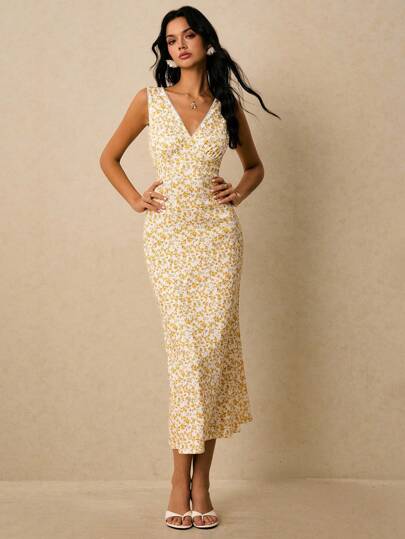 Poéselle Women's Elegant Ditsy Floral Sleeveless Dress For Summer