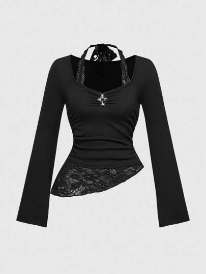 Gothic Kreuz Anhänger Spitzeneinsatz Flare Ärmel Schlusskragen Slim Fit Damen T-Shirt