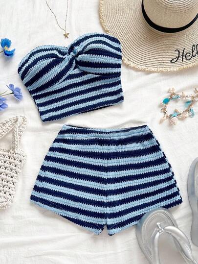 Soleia 2 件套女士度假活泼红白条纹纹理扭纹抹胸上衣和超短休闲短裤，适合约会、派对、休闲海滩度假条纹两件套海滩 2 件套