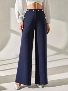CLARA VERO Pantalones de pierna ancha estilo marinero, color azul marino, diseño de cintura alta, mezcla de algodón premium, uso formal de oficina, botones decorativos frontales, silueta de corte ancho, colección profesional, estilo marítimo clásico, ajuste regular, apropiado para negocios, diseño moderno de ropa de trabajo