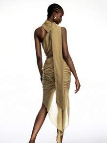 LYSMO 2025新款绿色高领围巾系带不对称单肩纹理面料收腰A字露脐上衣。复古风，大胆前卫，网纱拼接设计。 - 橄欖綠 - 查看 2