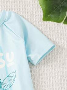 SHEIN Babyboy Casual Summer Vacation Palm Tree Print Short Sleeve Shorts Swimsuit Set Baby Boy Beach Set Baby Boy Beach Wear Baby Boy Swimsuit Baby Boy Rash Guard Set Boy Outfit Tropical - Blue - View 6