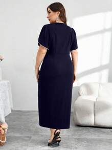 Modelyn Vestido ajustado elegante de talle alto con cuello en V para mujer de talla grande