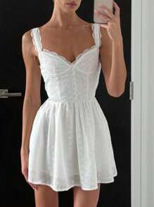 Strévra 女士蕾丝紧身腰荷叶边迷你连衣裙