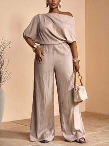 Veslaya Nouveau printemps/été Élégant Tenue de soirée & Rendez-vous & Remise des diplômes Pantalon kaki ajusté à une épaule plissé avec décoration d'épaule oblique extra-large et jambes larges, Tissu texturé tissé, Grandes tailles Femmes, Robe de bal - Kaki - Voir 6