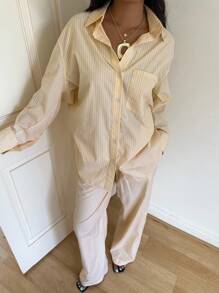 SHEIN EZwear قميص كاجوال طويل الأكمام للنساء بجيب أمامي وطباعة مخططة - أصفر - مشاهدة 6