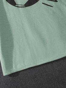 SHEIN Bộ đồ ngủ trẻ em Dozemod dành cho bé trai tuổi teen, kiểu dáng tối giản, họa tiết bóng đá, cổ tròn, tay ngắn, quần short, dáng rộng, thoải mái, 2 món. - Màu xanh Bạc hà - Xem 5