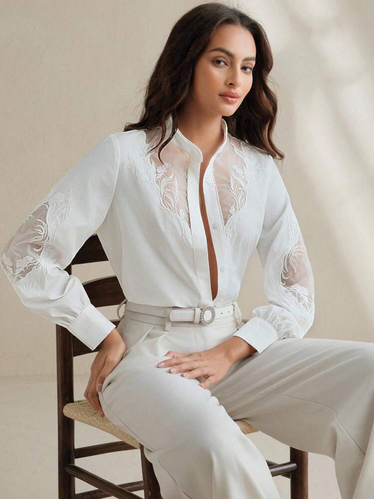 Blusa blanca elegante y de moda con diseño bordado de malla transparente, para negocios