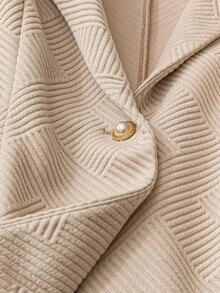 SHEIN Clasi بدلة رسمية بياقة منتظمة ذات لون أحادي مقاسات كبيرة للذهاب للعمل