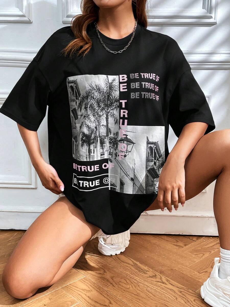 SHEIN EZwear 建筑与口号图案落肩 T 恤 BE TRUE OF BE TRUE OF BE TRUE OF - 黑色 - 查看 1