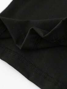 SHEIN Young Boy Casual Fashion Creative Ombre Green Letter Slogan Graphic Print Basic Short Sleeve Tee Sibling Matching Outfits Boy And Girl Big Brother Shirt Boys Little Brother Shirt Big Brother Outfits Big Kids Shirts Big Brother Little Brother Shirts Matching Brother Outfits - Black - View 4