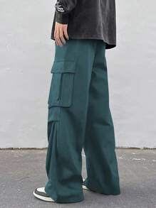 Manfinity EMRG 宽松版型男士翻盖口袋侧抽绳腰部宽松工装裤超大工装裤，秋季 - 水鴨藍 - 查看 2