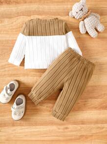 SHEIN 2pcs Newborn Baby Casual Outfit - Striped Knit Crew Neck Long Sleeve Tee With Pockets & Elastic Waist Pants, Suitable For Spring, Autumn & Winter - Apricot - View 2