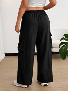 SHEIN PETITE Plus Size Short Cargo Pants
