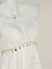 SHEIN ICON Top tipo halter casual de unicolor con colgante de concha como decoración