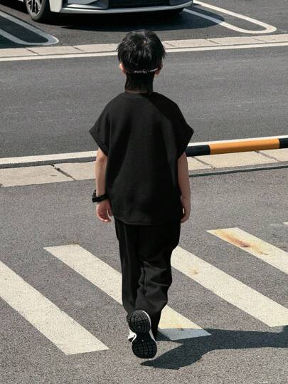 Tween Boy 休闲韩版宽松纯黑色背心和裤子套装，通勤、上学、日常休闲、运动皆宜，适合春夏季、度假