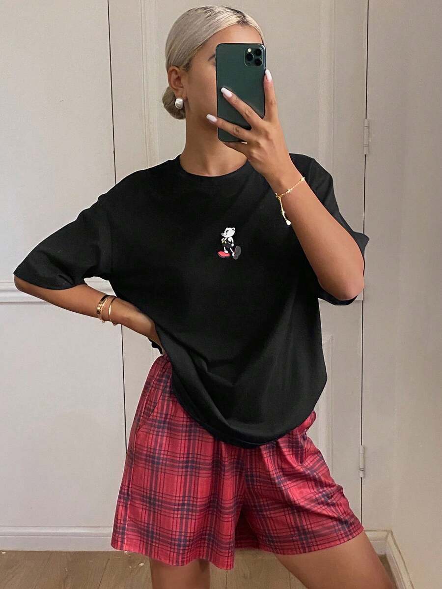 DAZY Cartoon Print Loose Fit T-Shirt Top And Plaid Shorts Women Pajama Set - Black - View 1