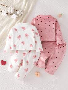 SHEIN 4 件套新生女婴简约波尔卡圆点和心形图案罗纹针织圆领长袖上衣和裤子，舒适柔软睡衣套装 - 淺粉色 - 查看 2