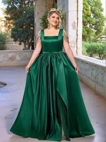 SHEIN Belle 加大码优雅浪漫绿色方领链条装饰婚纱，高开叉缎面和网眼拼接 A 字型正式晚礼服 - 綠色 - 查看 2