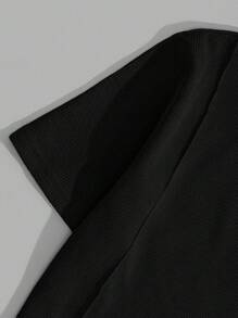 EURMUSE Cotton Men Patch Detailed With A Label Regular T-Shirt & Pants Two Pieces - Black - View 6