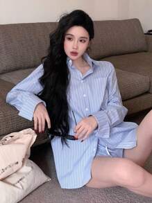 DAZY Conjunto feminino casual folgado com blusa listrada e shorts, ideal para usar em casa no outono, primavera e verão. - Azul - Ver 9