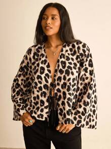 SHEIN VCAY Große Größen Damen Leopardenmuster Twist Front Langarm Casual Bluse Leopardenmuster Herbstkleidung Sexy Vintage Boho Langarmshirts Damen