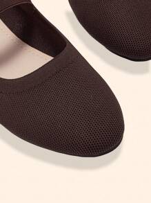 CUCCOO BASICS 女士圆头平底棕色系带弹性舒适透气玛丽珍平底鞋，适合日常通勤和休闲穿着 - 咖啡棕 - 查看 11