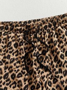 Manfinity VCAY Pantaloncini casual da uomo a vita media, a gamba dritta, con stampa leopardata e tessuto elasticizzato a quattro vie, adatti per il ritorno a scuola