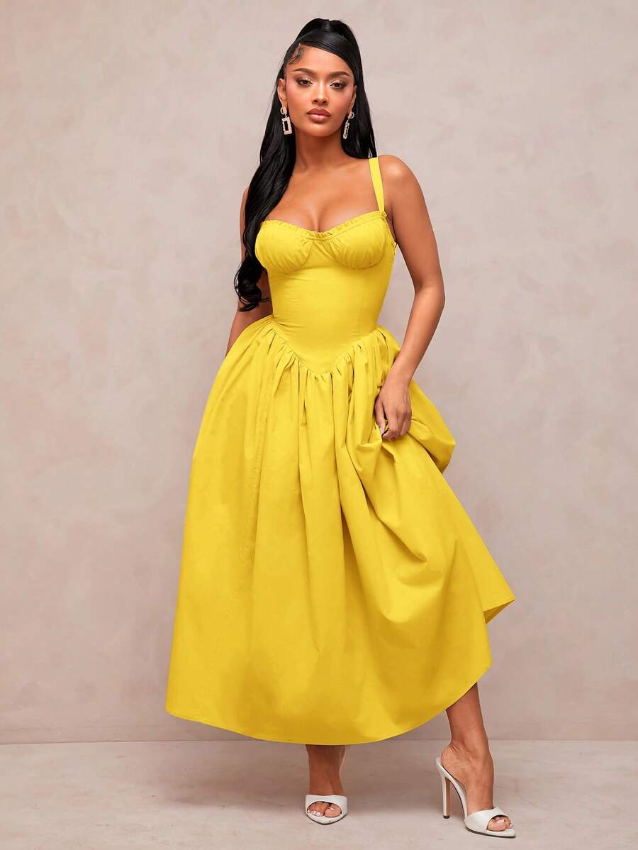 SHEIN SXY 优雅性感的复古宫廷风格纯色杏色/卡其色细肩带公主裙，浪漫芭蕾舞裙，适合情人节约会、派对、生日、毕业舞会、正式场合、日常穿着、节日、海滩