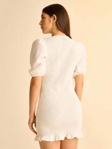CAJUNI Damen Urlaubs Weiß Rundhals Puffärmel Figurbetontes Quasten Saum Transparentes Mini Kleid für den Sommer, Weißes Kleid, Kleider für Damen, Sommerkleider für Damen, Sommerkleid, Elegante Kleider für Damen, Sommerkleider, Damenkleider, Sommerkleider für Damen - Weiss - Übersicht 2