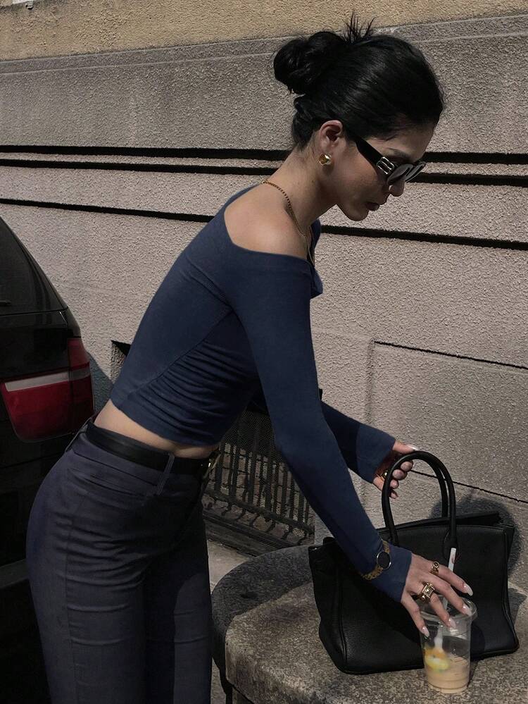 Women's Solid Color Slim Fit Short Sleeve Asymmetric Off-Shoulder Casual T-Shirt, Summer Fall Tops Long Sleeve Top